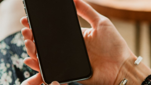Nguyên nhân và các mẹo khắc phục màn hình iPhone bị đen